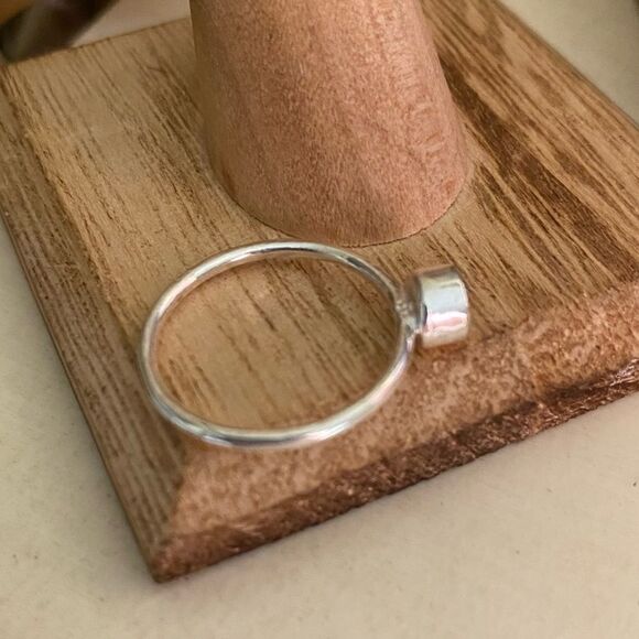 Rose Quartz Faceted Sterling Silver Minimalist Ring Size 7.5 - Picture 4 of 7